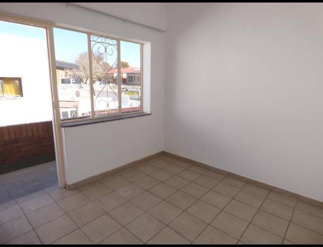 1 BEDROOM PROPERTY TO RENT IN ROSETTENVILLE